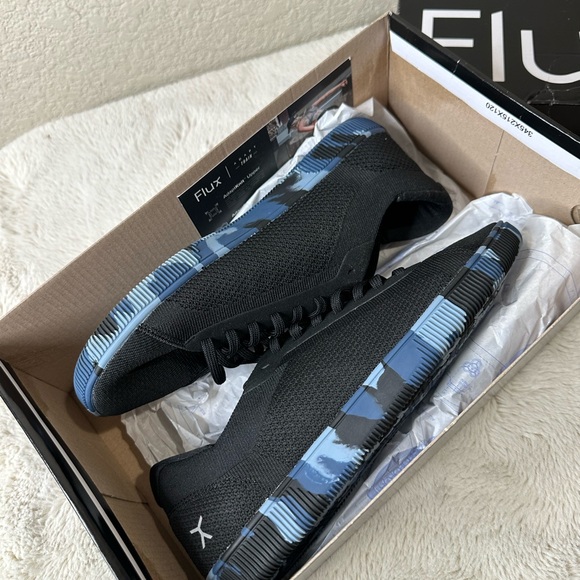 Flux Adapt Trainer Black and Blue Camo - Picture 3 of 10